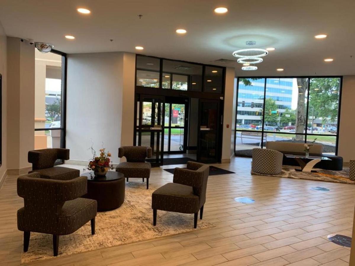 Ramada By Wyndham Gainesville Zewnętrze zdjęcie